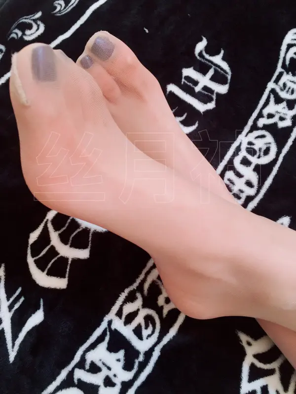 丝月神-肉色筒袜杏色高跟 - 丝月神